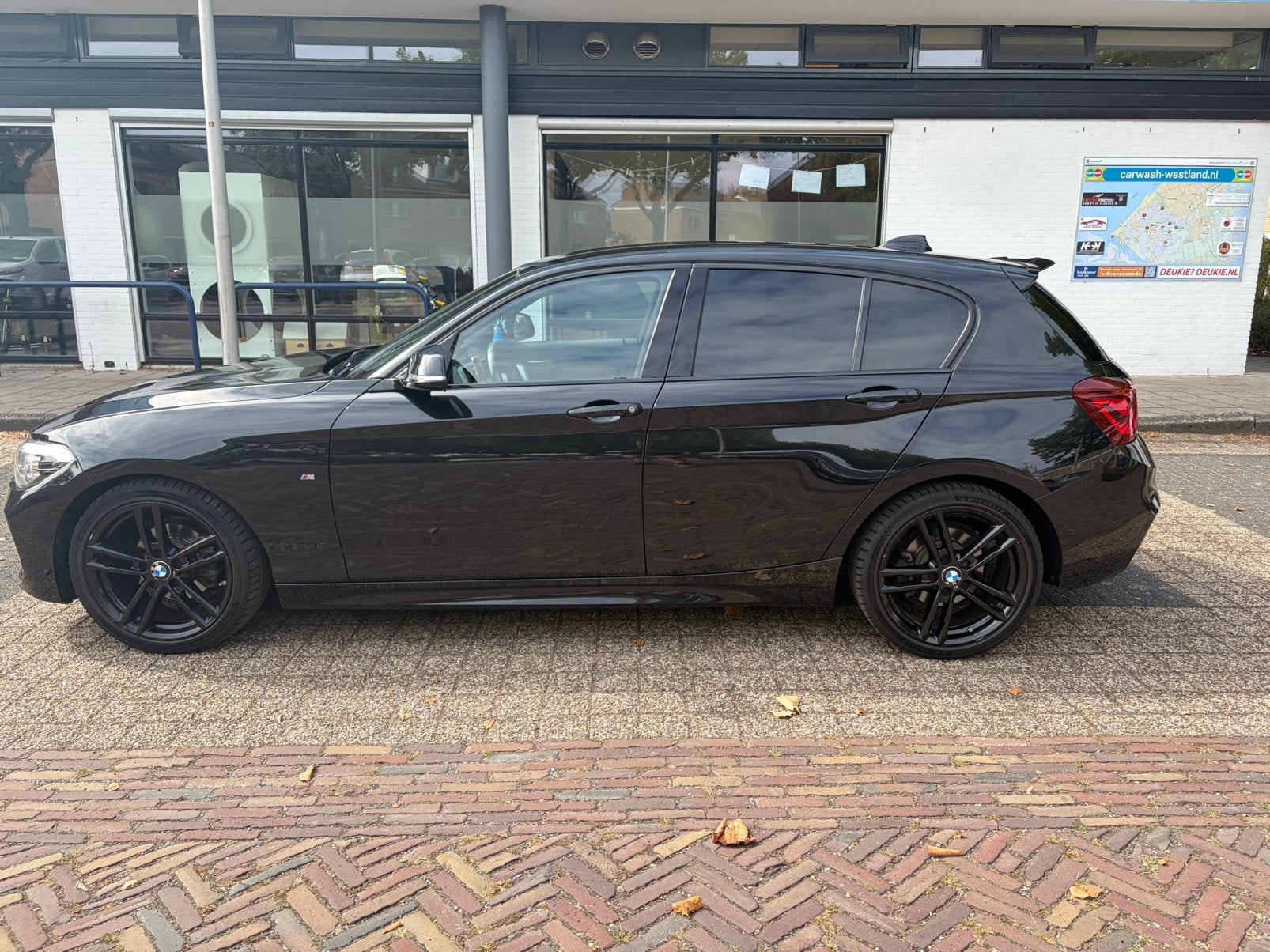 BMW 118i M Sport High Executive 2018 13.750vaste prijs, Zwart, Leder, 650 kg, Particulier