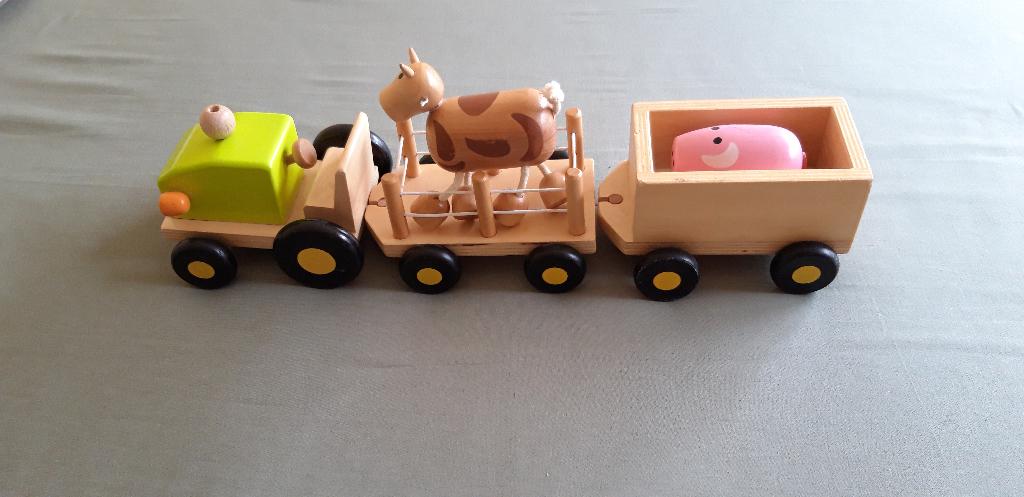 houten speelgoed veevervoer van woodbefun, Ophalen of Verzenden, Zo goed als nieuw