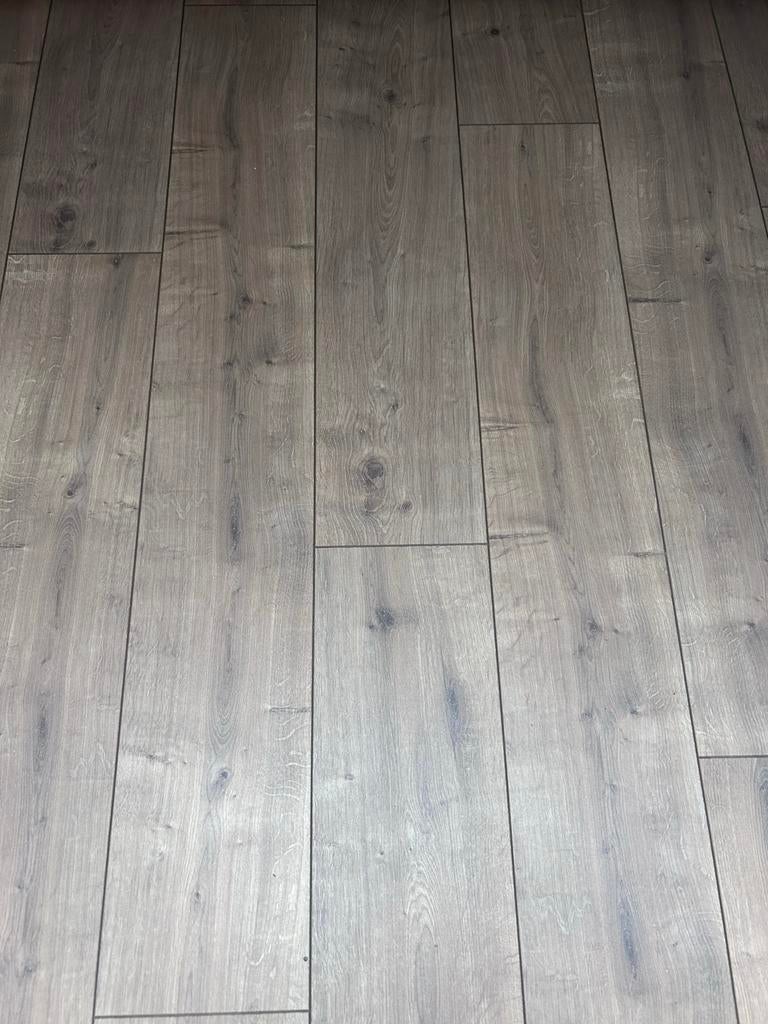 Ultimate Laminaat Eiken Houtstructuur - 7 Pakken (10 m²), 50 tot 150 cm, Nieuw, Ophalen of Verzenden, 10 m² of meer