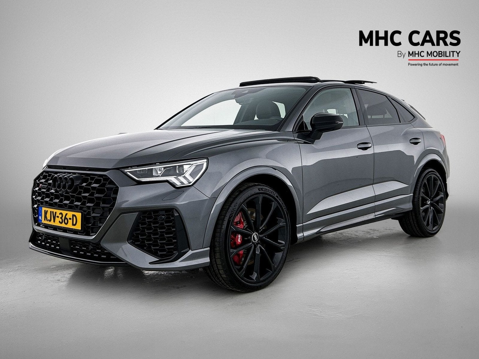 Audi Q3 Sportback TFSI RS | Trekhaak | Panoramadak | Sonos |, Auto's, Automatische klimaatregeling, Gebruikt, 1675 kg, Bedrijf