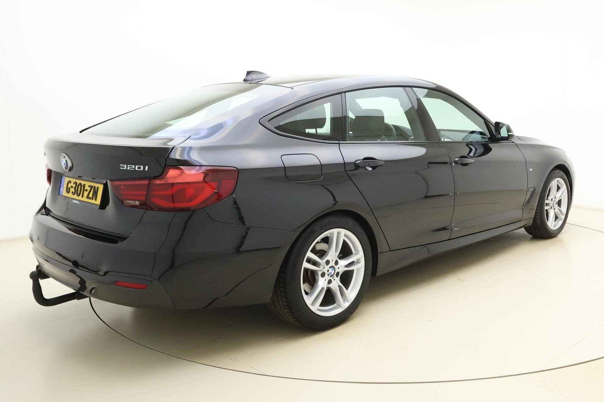BMW 3-serie Gran Turismo 320i High Executive Edition | Leder, Automaat, 1998 cc, Achterwielaandrijving, Gebruikt