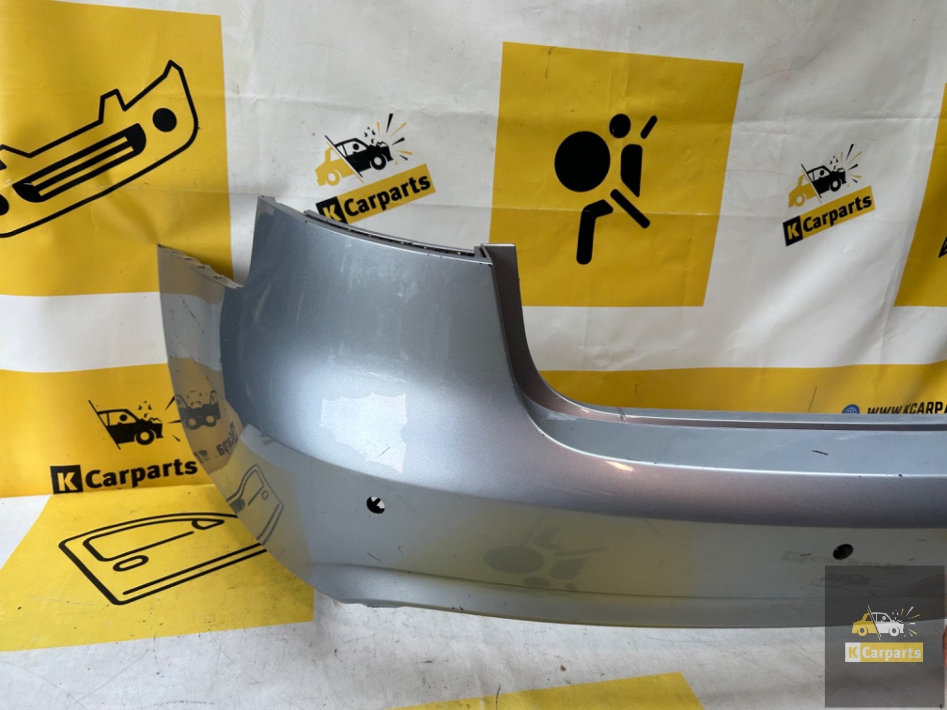 Audi a4 B8 achterbumper 8k9807511l 2012-2016, Auto-onderdelen, Gebruikt, AUDI AG, Auto-Union-Strasse 1
85045  Ingolstadt, DE, Bumper