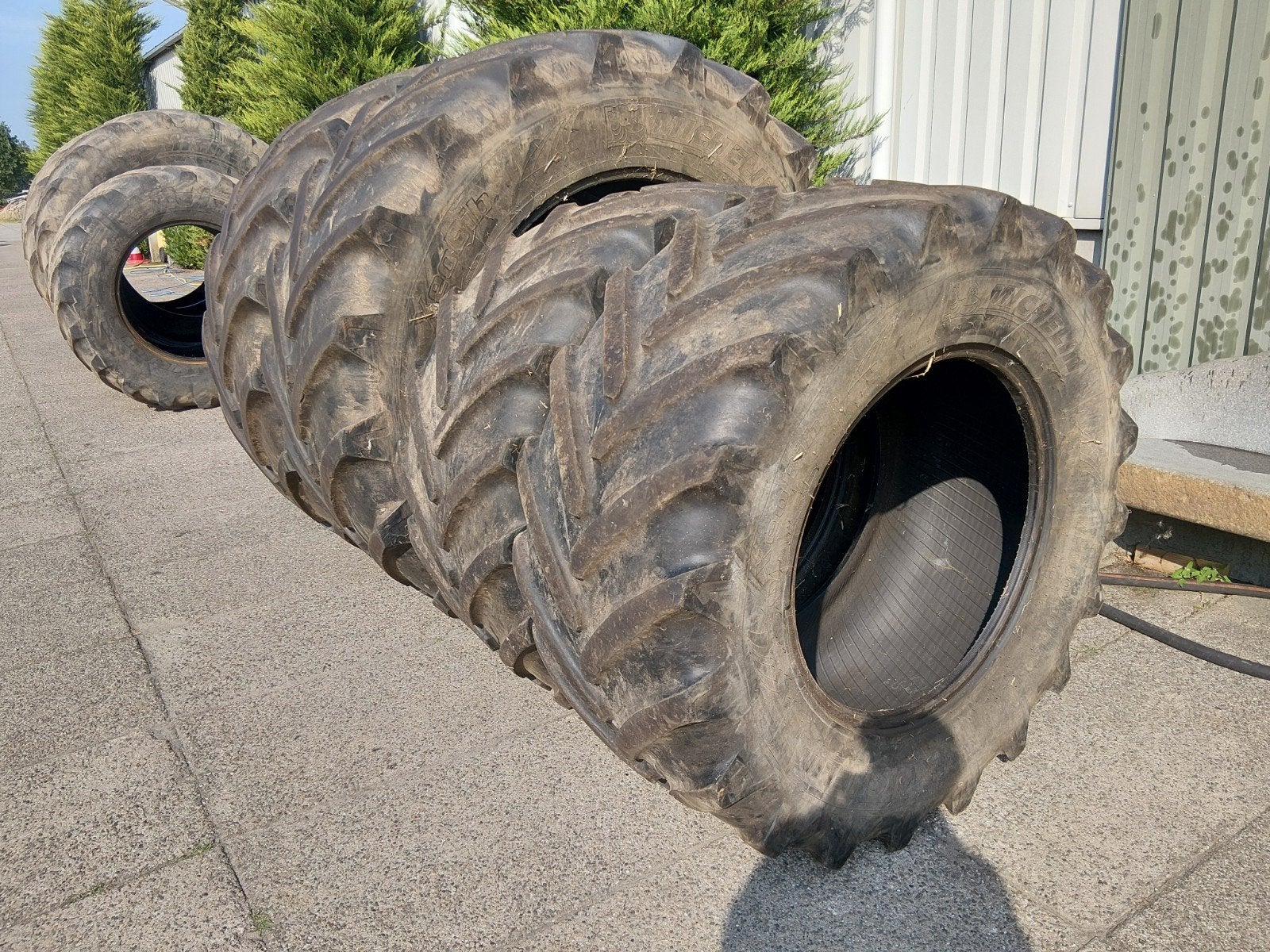 Set michelin 600 60 30 710 60 42 xeobib, Ophalen