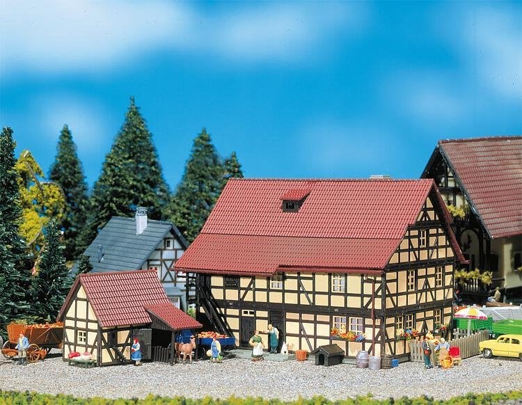 Faller: Saksische boerderij NIEUW, Hobby en Vrije tijd, Modeltreinen | N-Spoor, Overige merken, Gelijkstroom of Wisselstroom, Brug, Tunnel of Gebouw