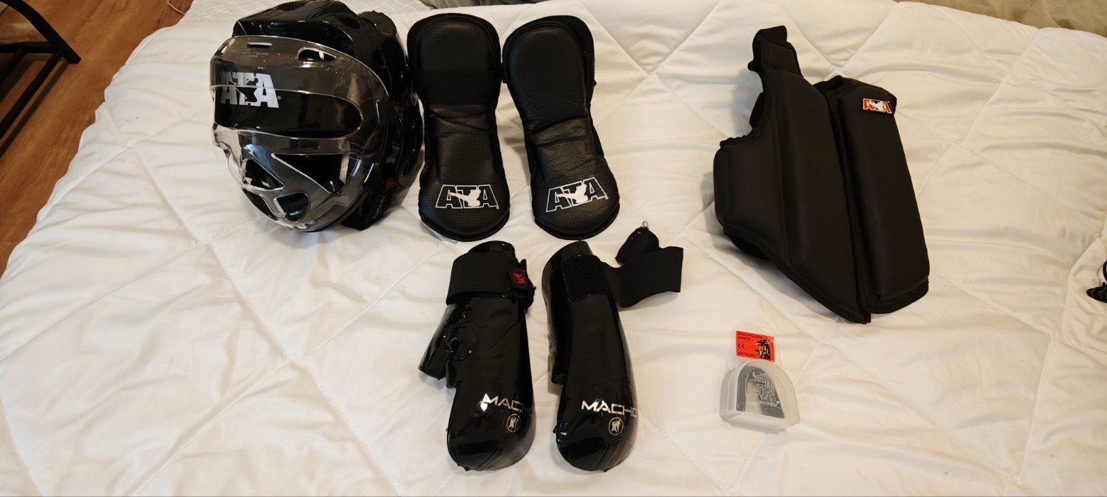 Complete vechtsport beschermingsset - Jeugd, Sport en Fitness, Vechtsporten en Zelfverdediging, Gebruikt, Taekwondo, Maat XS of kleiner