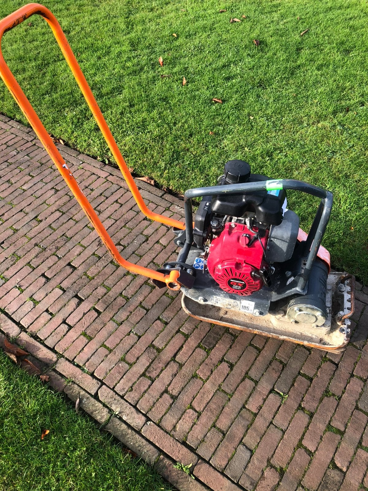 Trilplaat te huur, Tuin en Terras, Ophalen, Zo goed als nieuw