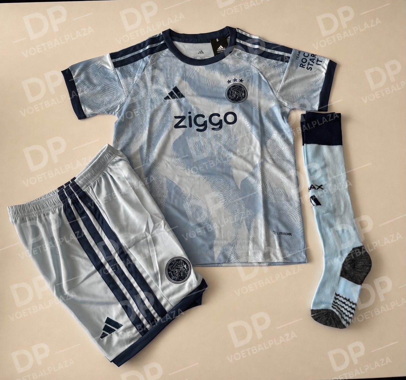 Voetbaltenue AJAX - 3e tenue - 2026/2027, Sport en Fitness, Voetbal, Maat XS of kleiner, Ophalen of Verzenden, Nieuw, Set