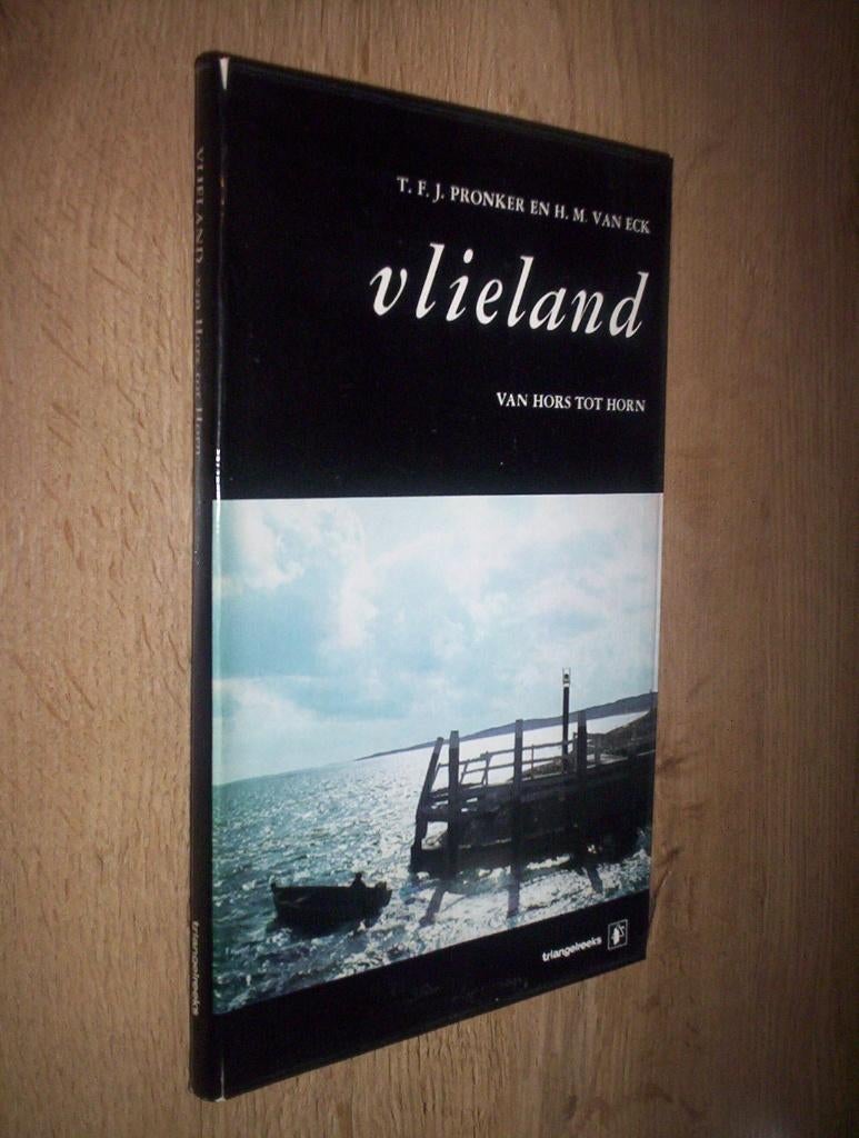 vlieland van horst tot horn - Pronker / v Eck, Ophalen of Verzenden, Zo goed als nieuw