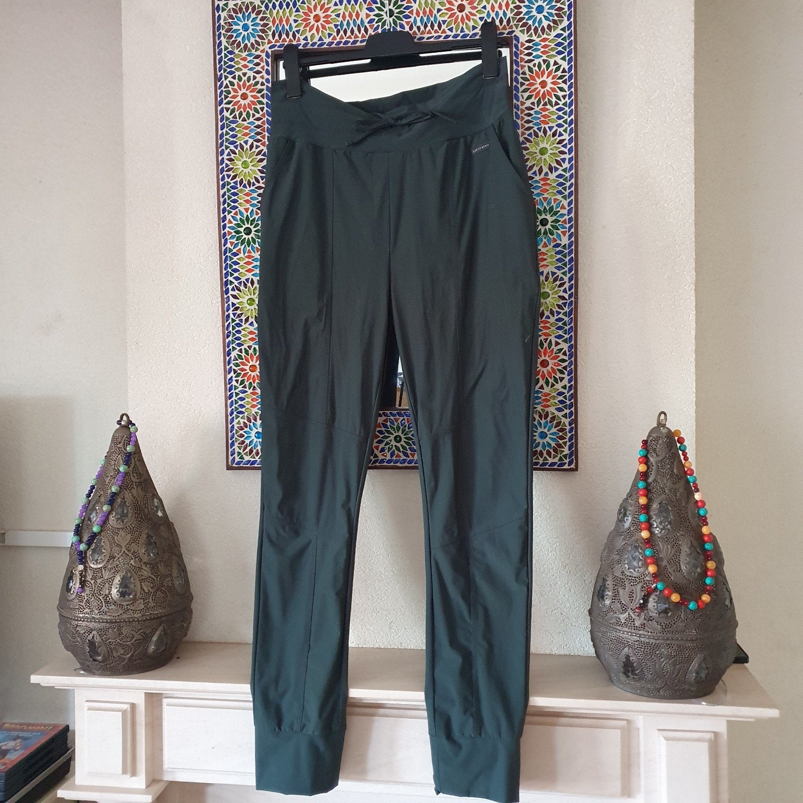 Zoso travel stretch broek mast L zgan, Kleding | Dames, Broeken en Pantalons, Ophalen of Verzenden, Zo goed als nieuw, Maat 38/40 (M)