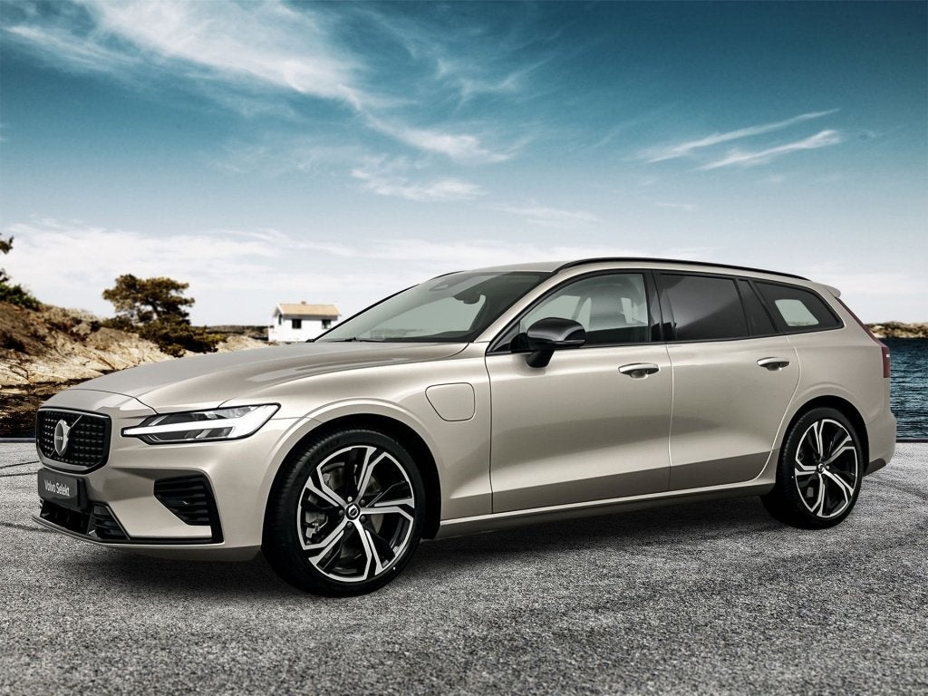 Volvo V60 T6 AWD GT Plus Dark 19" (bj 2026, automaat), Auto's, Automaat, Euro 6, 4 cilinders, Hybride Elektrisch/Benzine