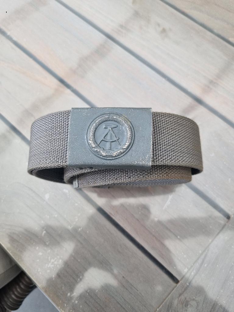 een DDR , NVA koppel, Ophalen of Verzenden, Landmacht, Duitsland, Overige typen