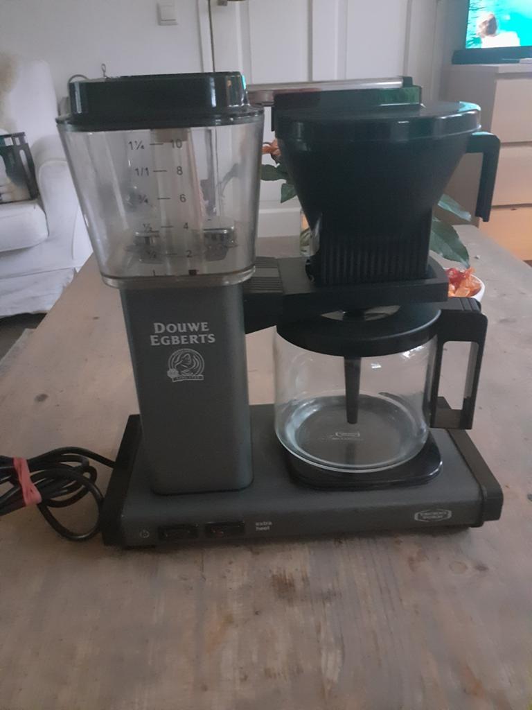 Douwe Egberts Technivorm moccamaster filterkoffiezetapparaat, Witgoed en Apparatuur, Koffiezetapparaten, Gebruikt, 10 kopjes of meer