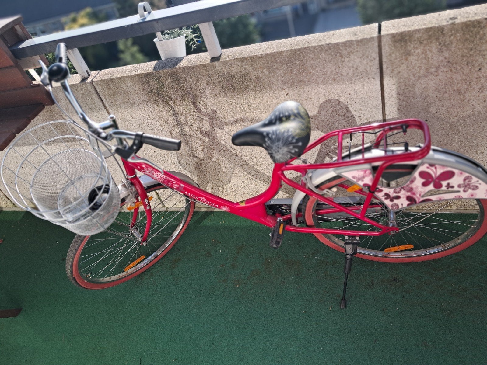 Sturdy ladies bike with stainless steel frame(24in tyres), Ophalen of Verzenden, Gebruikt, Overige typen, Overige merken
