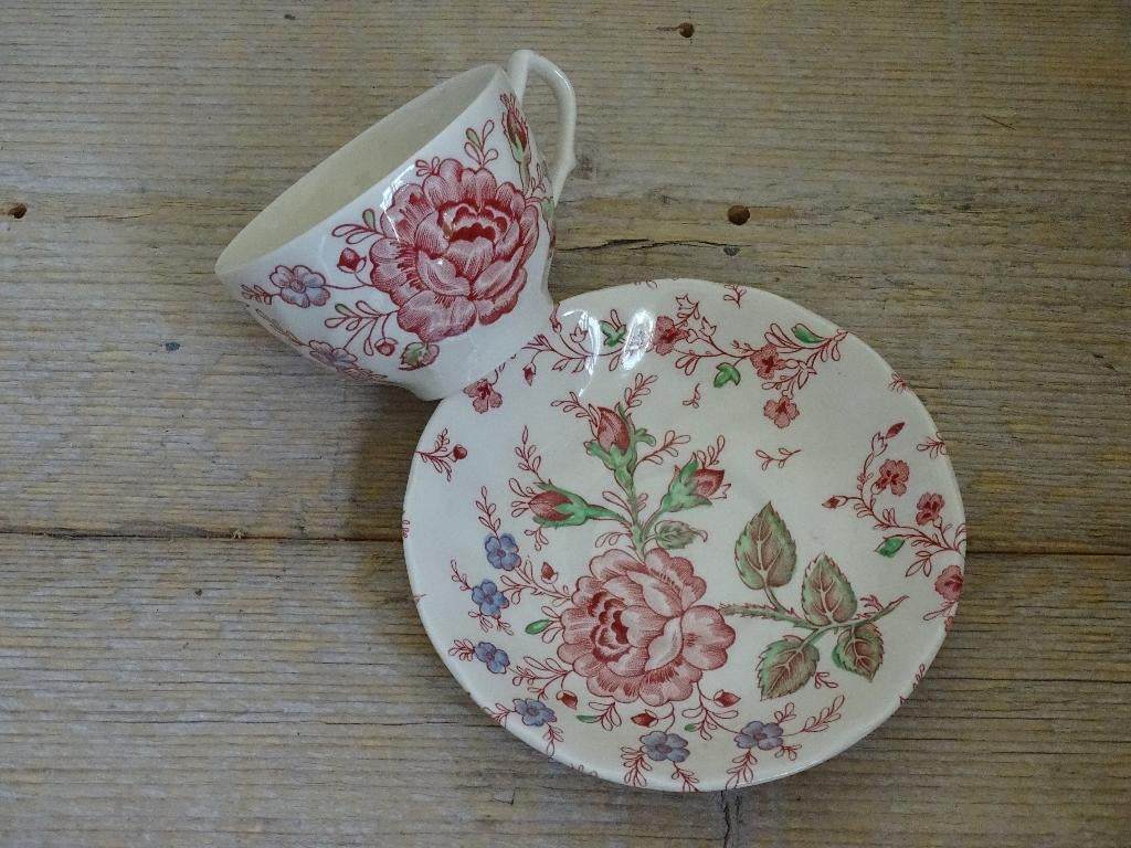 1x Kop-en-schotel, Johnson Brothers, ROSE CHINTZ, als nieuw, Ophalen of Verzenden