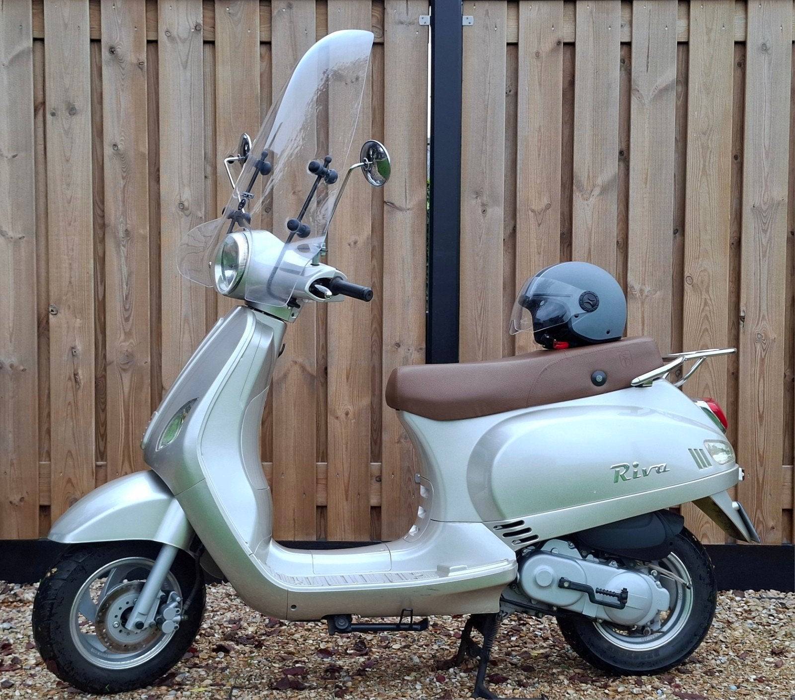 IVA Riva Lux Snorscooter te koop.zeer net expl. bied.va€595., Gebruikt, Benzine, Ophalen, Overige merken