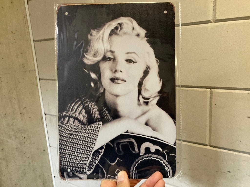 Marilyn Monroe poster metaal, Verzamelen, Posters, Ophalen of Verzenden, Nieuw, A1 t/m A3, Film en Tv