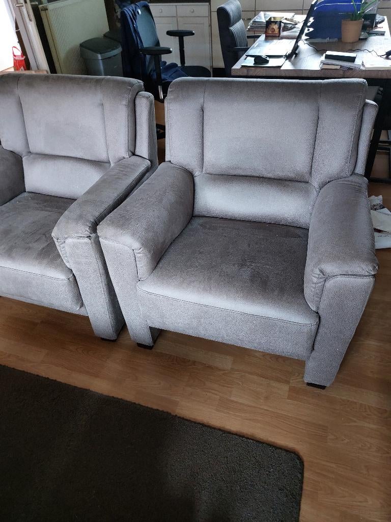 2 mooie beige-gryze fauteuils, Ophalen, Zo goed als nieuw, 75 tot 100 cm, 50 tot 75 cm