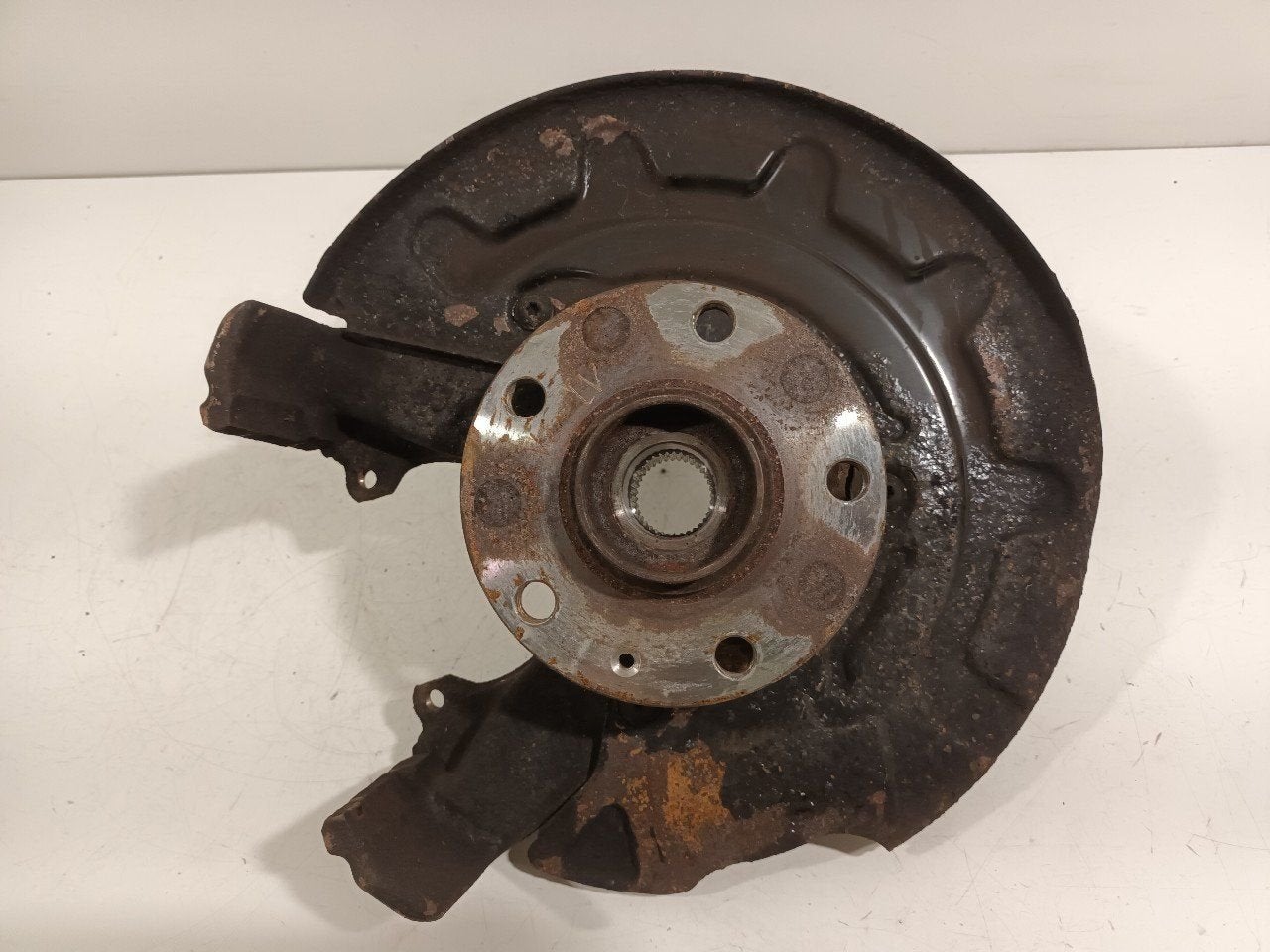 Wielnaaf links voor Seat Leon, Onderdelen@venauto.nl, Van der Ven Autorecycling B.V., Gebruikt, Ettenseweg 76, 4706 PB Roosendaal, The Netherlands