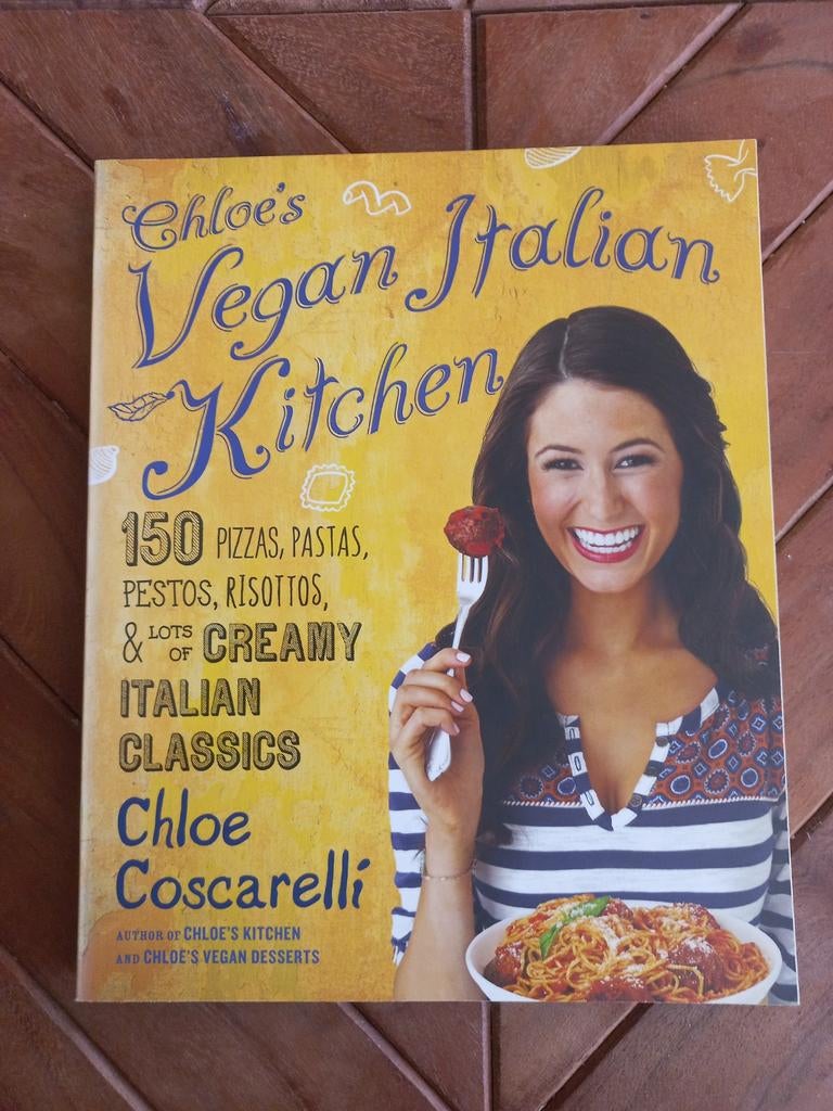 Chloe's Vegan Italian Kitchen kookboek (Engels), Italië, Vegetarisch, Ophalen of Verzenden, Zo goed als nieuw