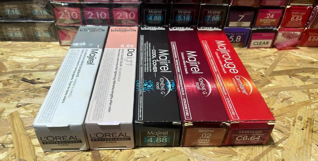 81 tube L'Oréal Professionnel Kappersverf - Diverse Kleuren, Ophalen of Verzenden, Nieuw, Overige typen