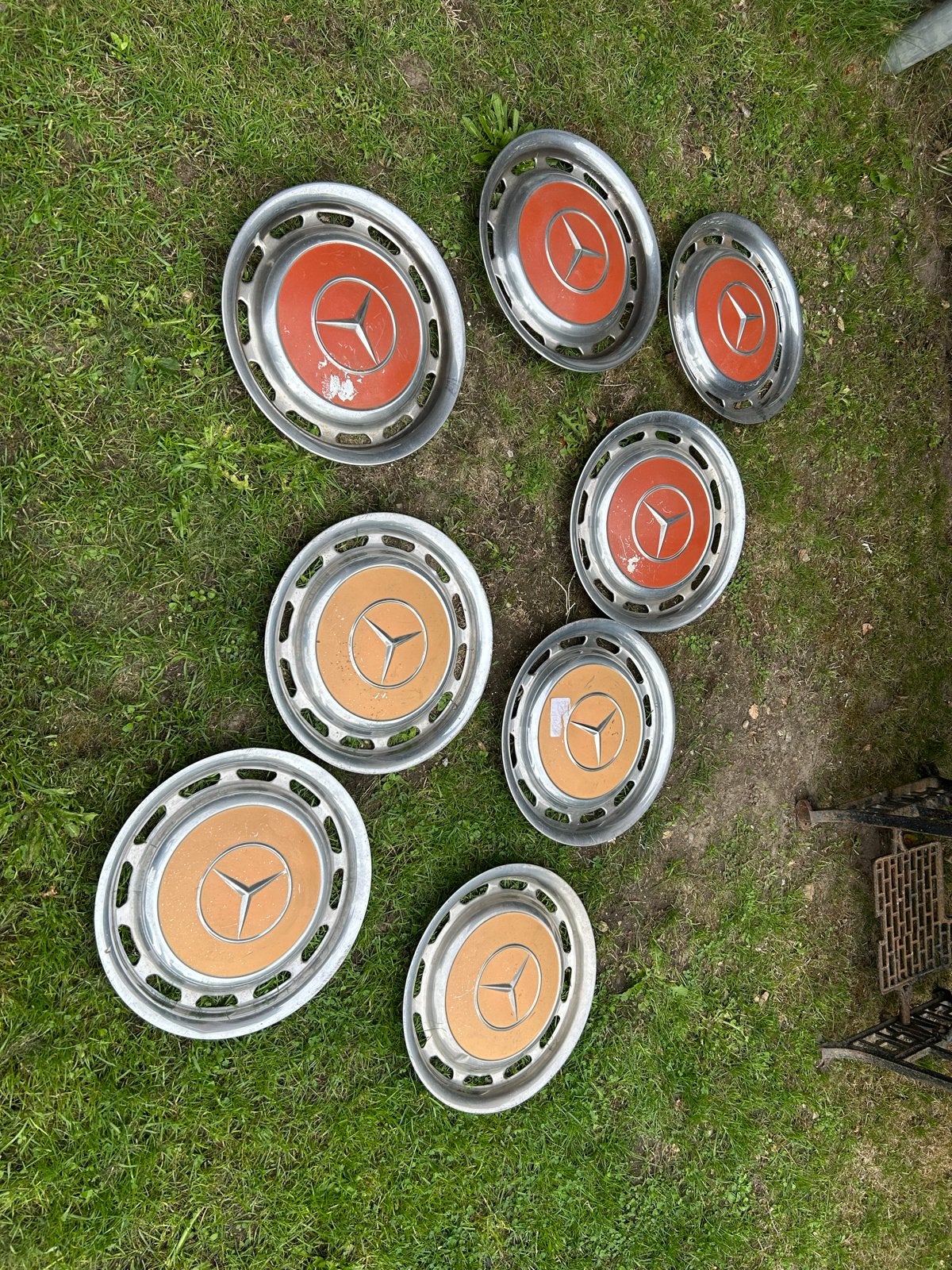 Set van 8 Mercedes-Benz wieldoppen, Ophalen of Verzenden, Gebruikt