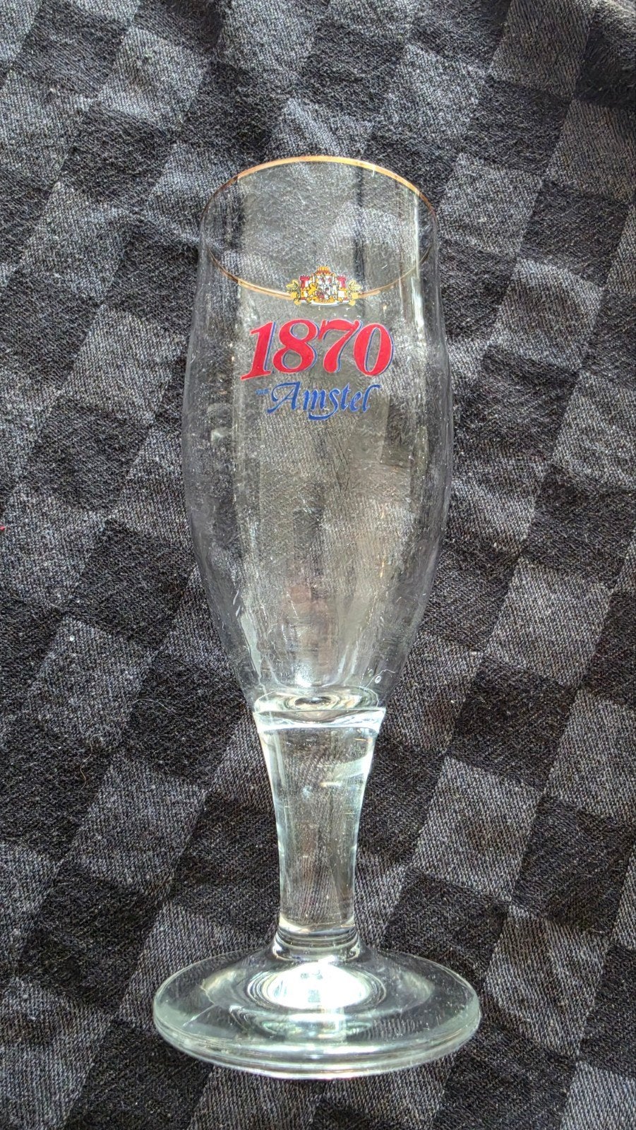 Vintage Amstel "1870" speciaalbierglas op voet, Verzamelen, Ophalen of Verzenden, Zo goed als nieuw, Glas of Glazen, Amstel