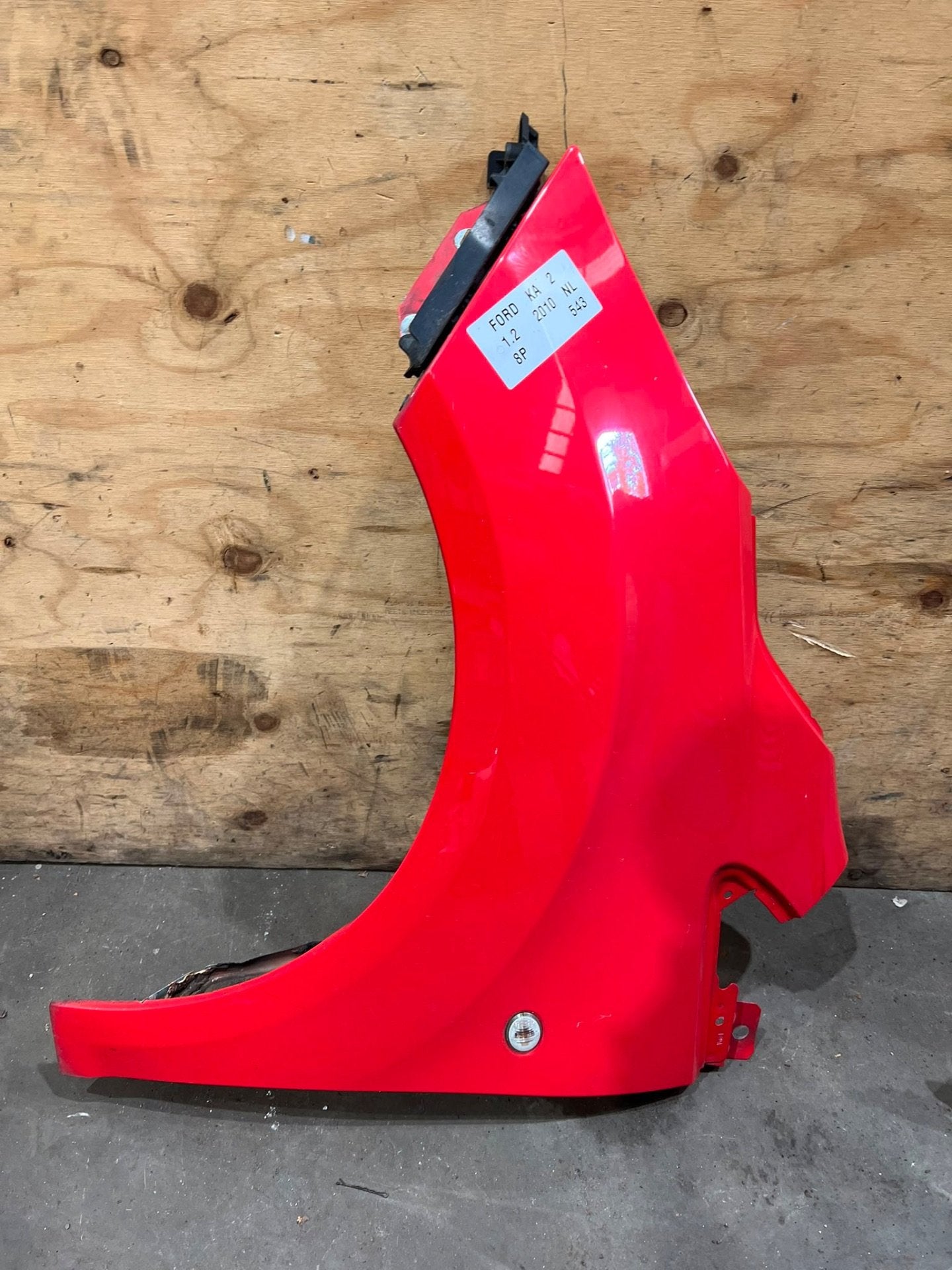 Ford Ka 2 8P Rood Voorscherm Links-Voor (2008 2016), Gebruikt, Info@ford.com, Ophalen of Verzenden, Ford