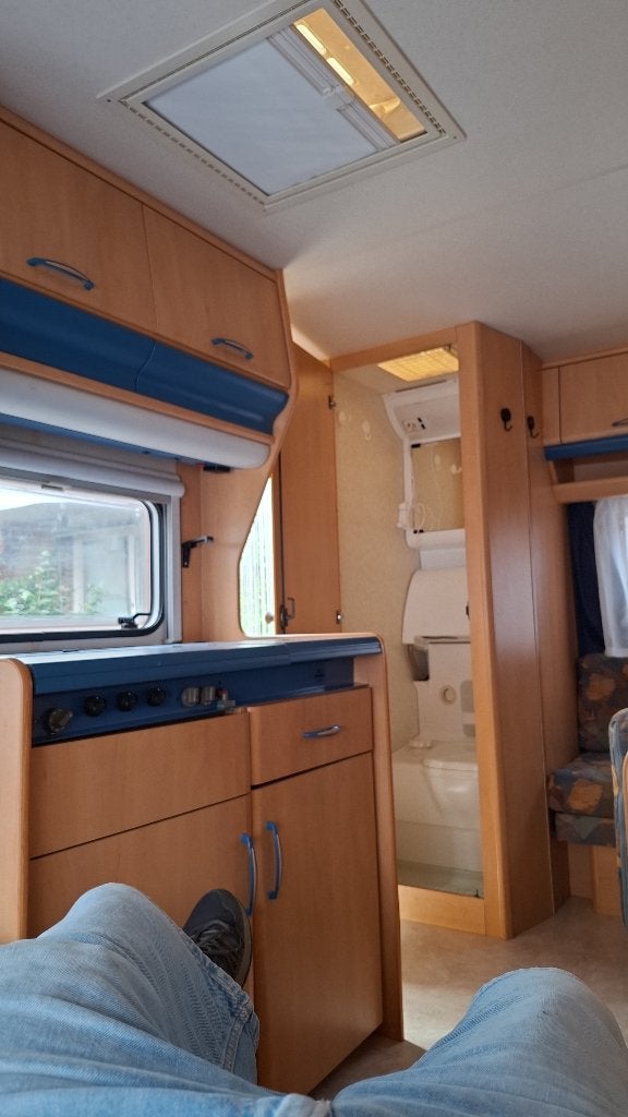 Foto 9 van Hobby 400 SF De Luxe 1998 richtprijs is 4000 euro