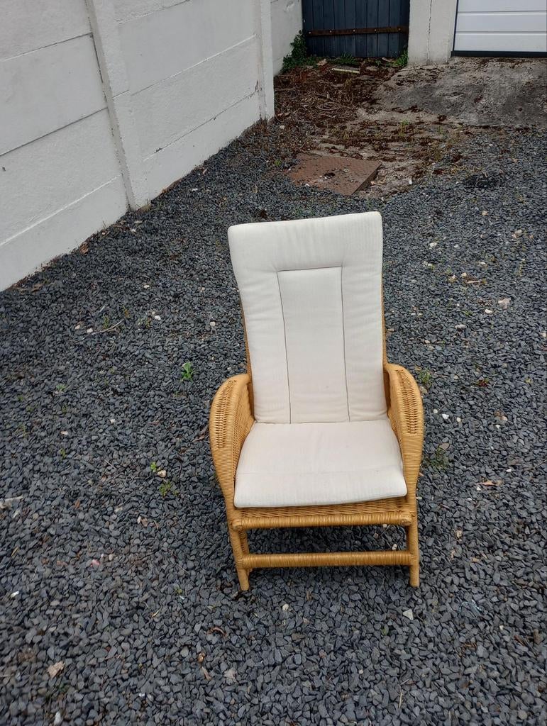 Leuke stoel voor kinderen, Huis en Inrichting, Stoelen, Ophalen, Gebruikt, Bruin, Riet of Rotan
