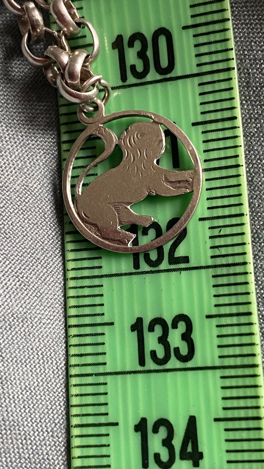 Zilveren bedel kettinghanger sterrenbeeld leeuw vintage, Ophalen of Verzenden, Zo goed als nieuw, Zilver