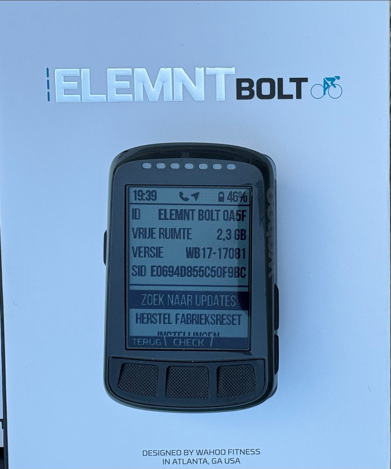 Wahoo ELEMNT BOLT v1 GPS Fietscomputer in goede staat, Fietsen en Brommers, Fietsaccessoires | Fietscomputers, Gebruikt, Draadloos