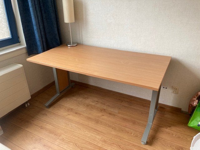 Bureau als nieuwe 150x80, Ophalen, 150 cm, Metaal, Zo goed als nieuw