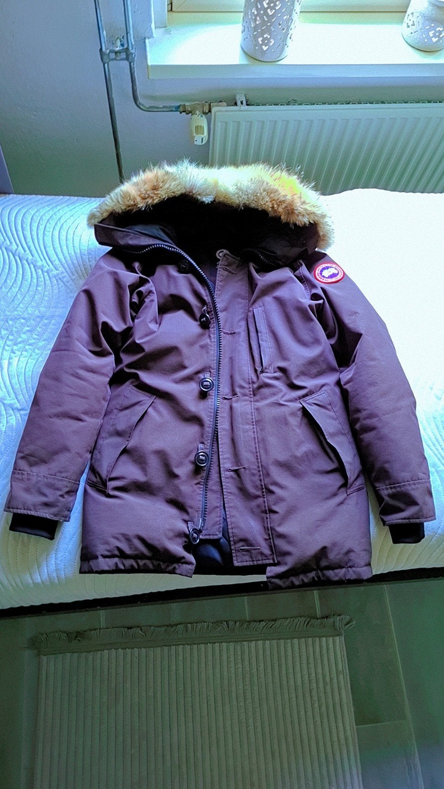 Canada Goose Jas - Warme en Stijlvolle Winterjas, Info@canadagoose.com, 250 Bowie Ave, Toronto, ON M6E 4Y2, Canada, Bruin, Canada Goose