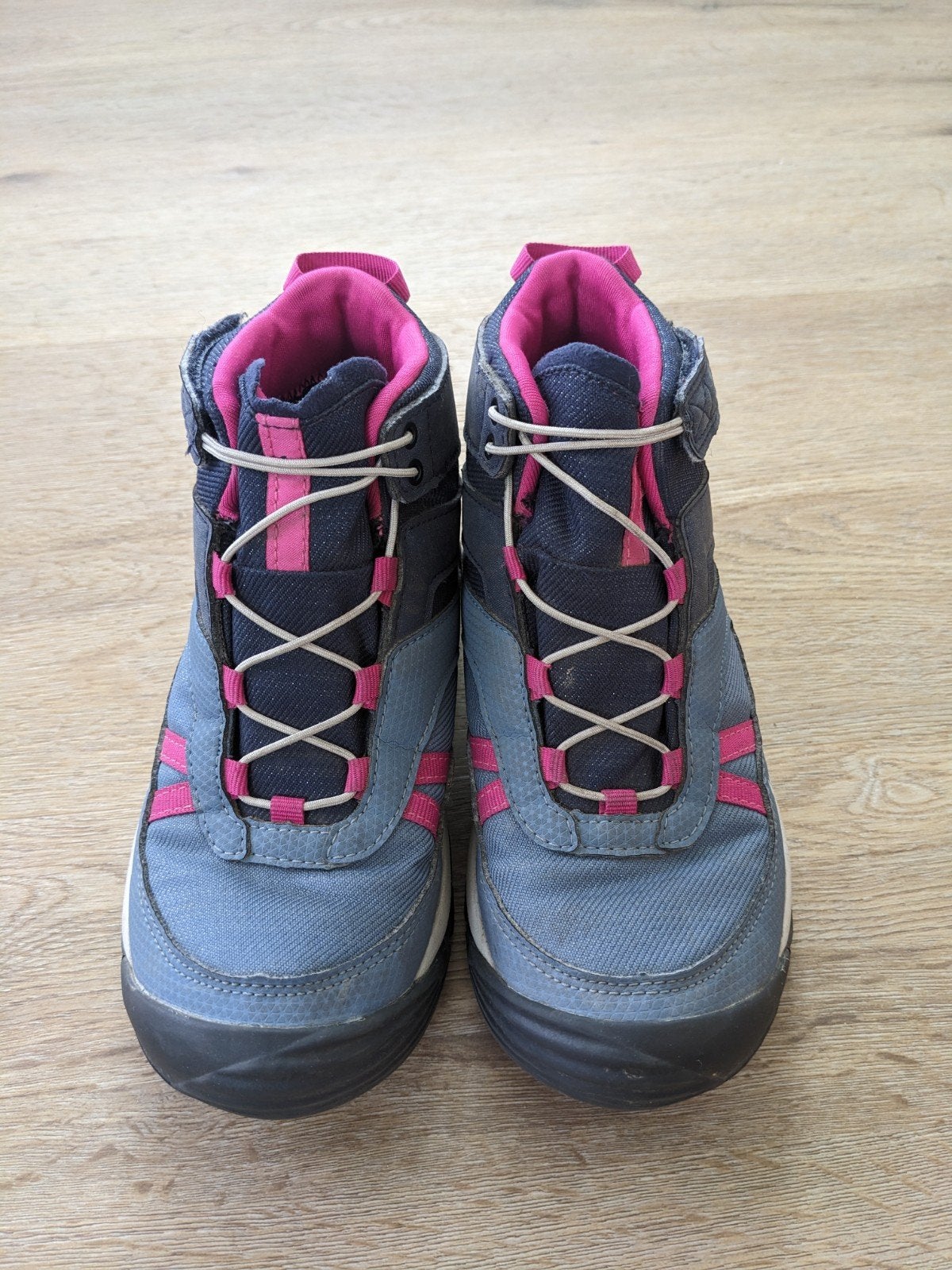 Wandelschoenen Quechua maat 33, Sport en Fitness, Bergsport en Wandelen, Ophalen of Verzenden, Gebruikt, Schoenen