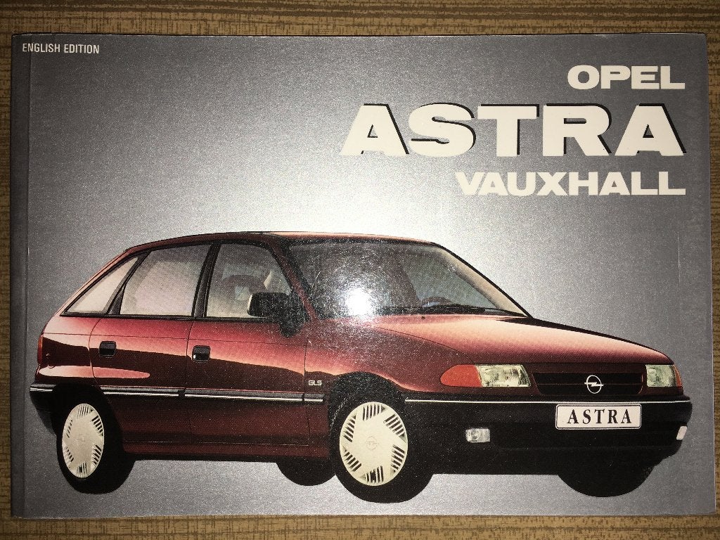 La collection automobilia autoboek Opel Vauxhall Astra, Ophalen of Verzenden, Zo goed als nieuw, Opel