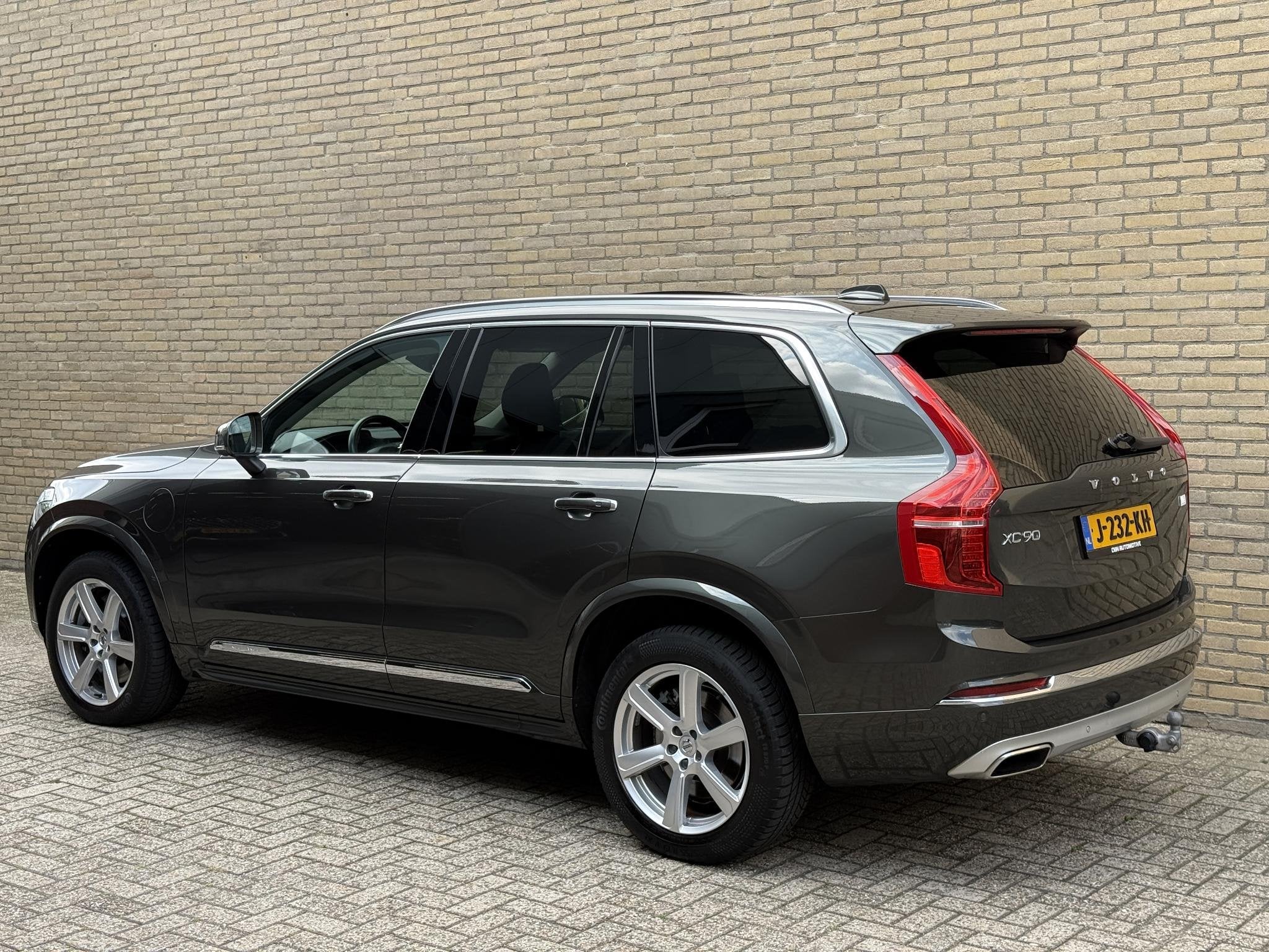 Volvo XC90 2.0 T8 390pk Recharge AWD Inscription | Trekhaak, Euro 6, 4 cilinders, 7 stoelen, Bedrijf