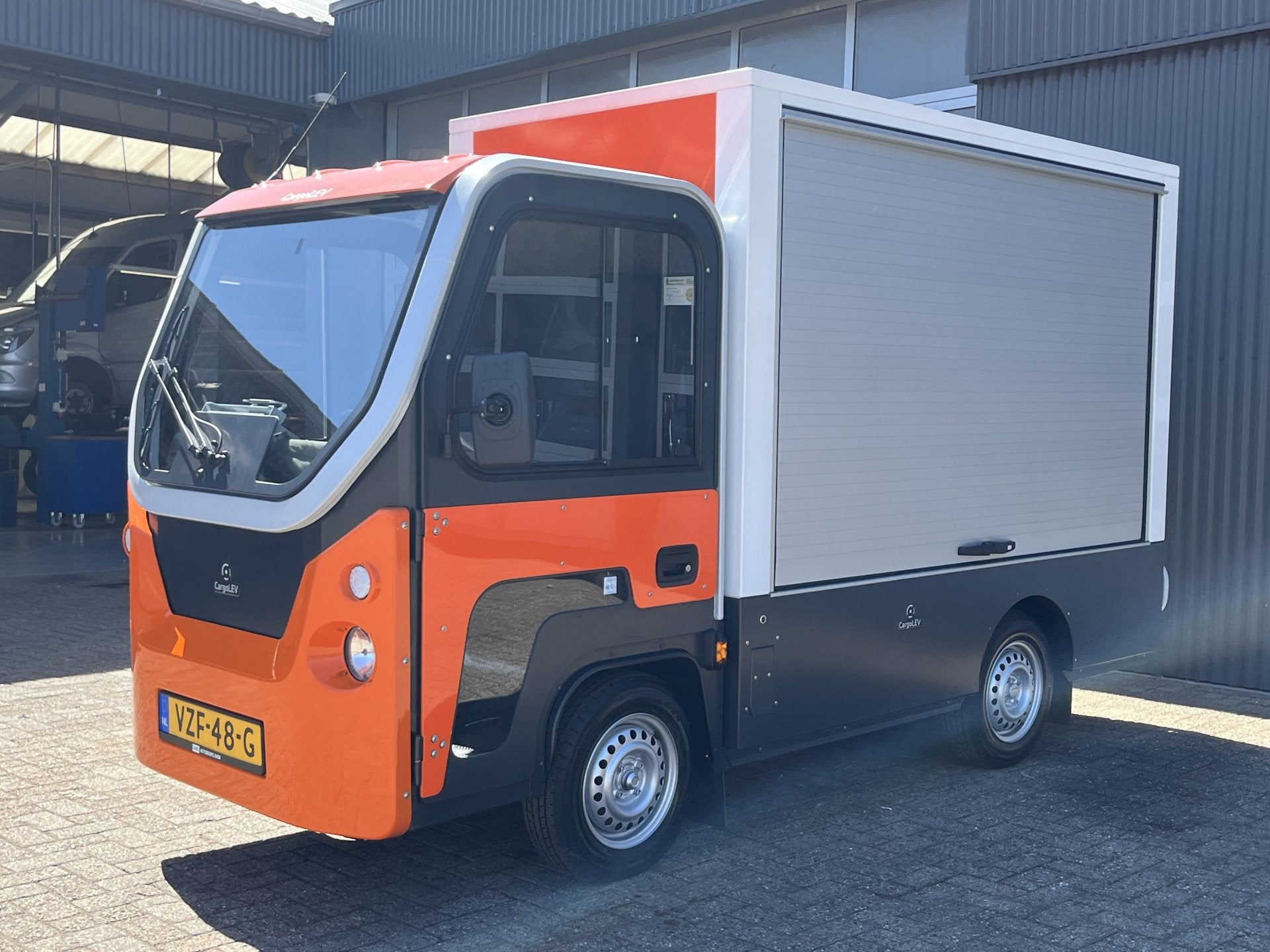Cargolev CARGOLEV TC 100% Elektrische Gesloten laadbak Lift, Auto's, Stof, Gebruikt, Zwart, Overige kleuren