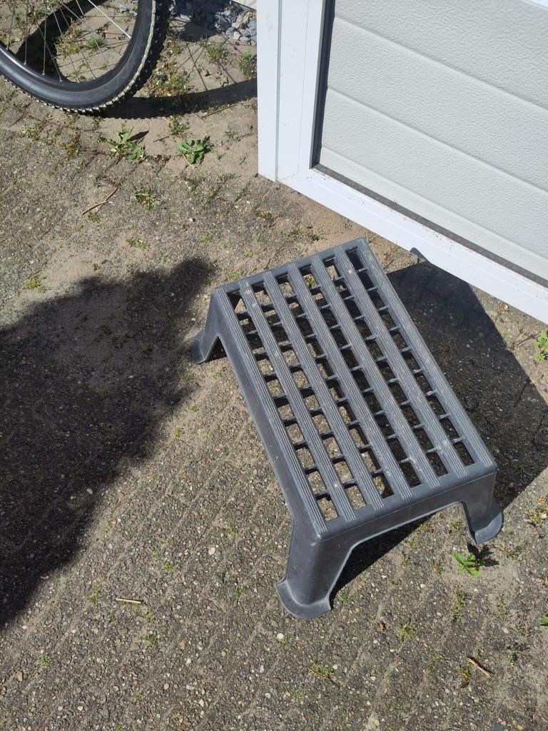 Stevig caravan opstapje - Ideaal voor camper en caravan, Caravans en Kamperen, Ophalen, Gebruikt