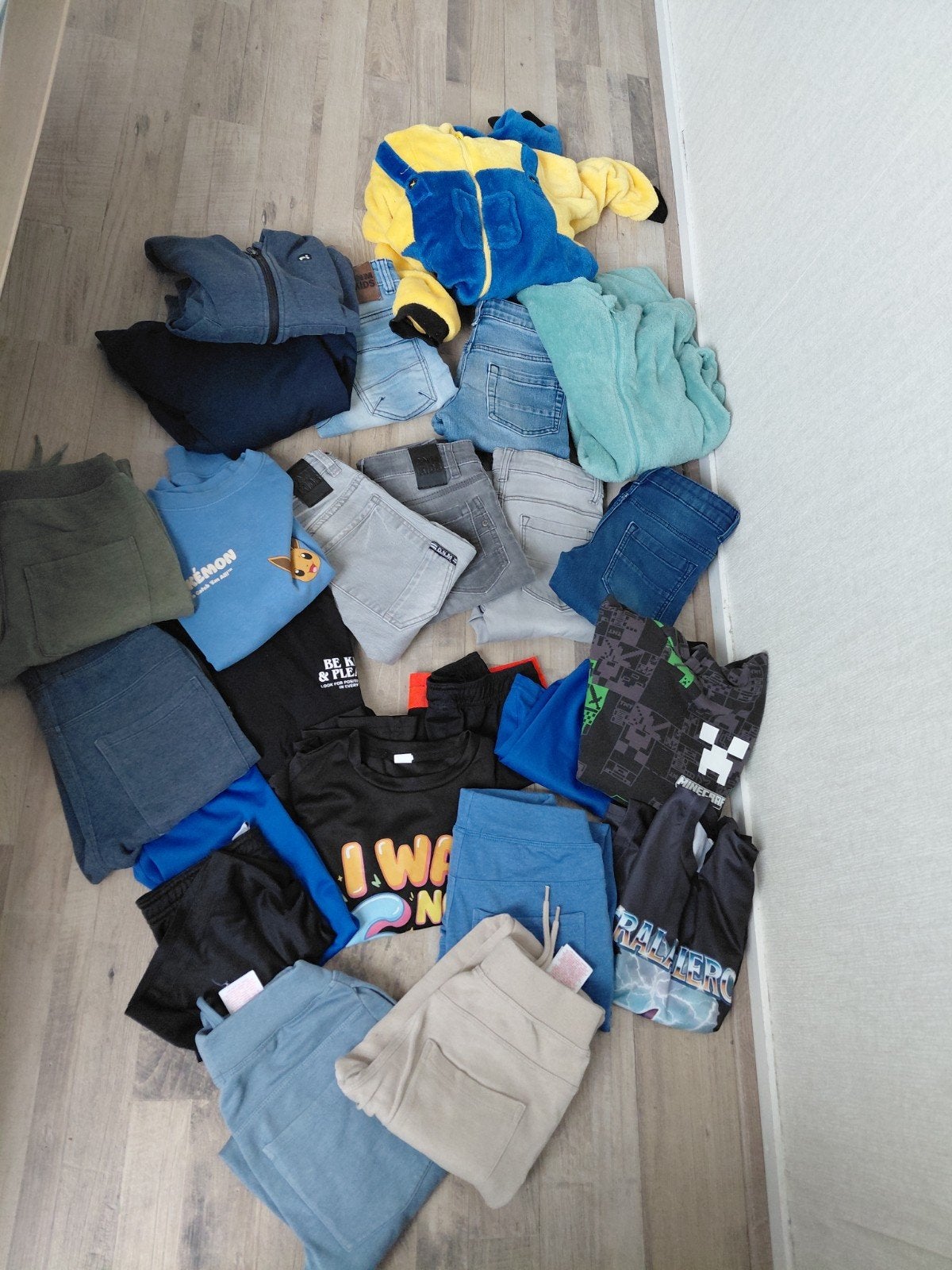 Grote kledingbundel voor jongens - diverse maten, Ophalen, Gebruikt, Overige maten