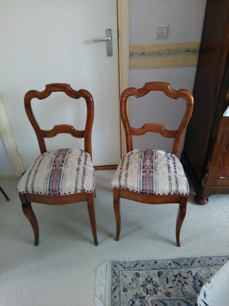 vier antieke eetkamerstoelen Biedermeier 1775-1825, Ophalen