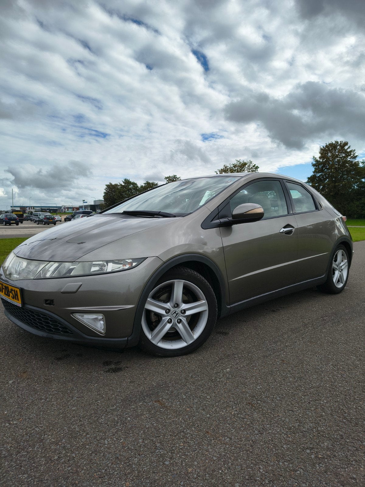 Honda Civic 1.8 I AUTOMAAT 5DR 2008 AUT 198040 km grijs, 15 km/l, 4 cilinders, Origineel Nederlands, Particulier