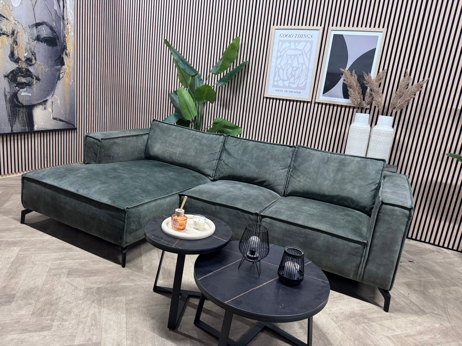 ZGAN | Velvet Velours Hoekbank - Groen - 280 x 155, Luxe velvet velours hoekbank loungebank groen, 250 tot 300 cm, -, -
