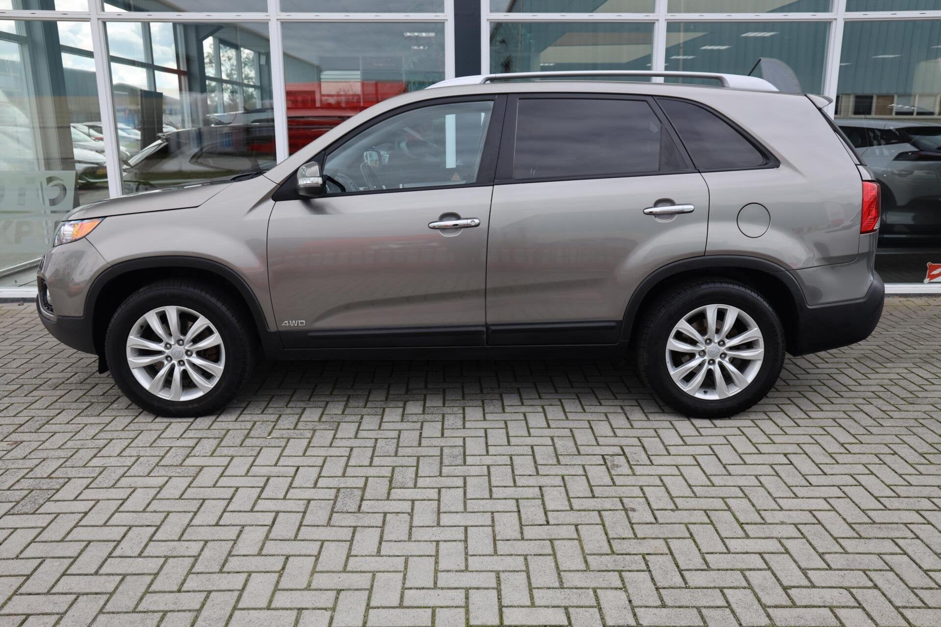 Kia Sorento 2.2 CRDi X-clusive 4WD|Trekhaak|Clima|Cruise|Ele, Auto's, Automaat, Euro 5, Gebruikt, Zwart