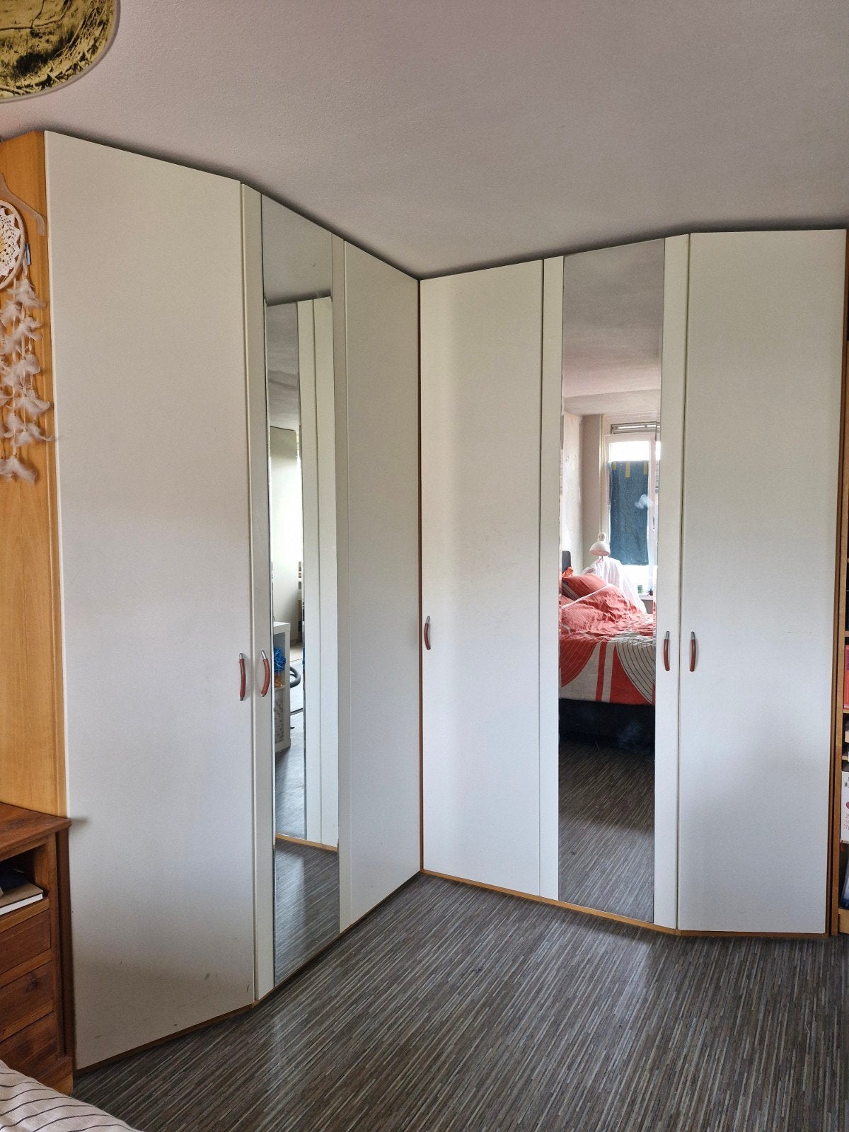 Hoek kledingkast met spiegeldeuren, hanggedeelten en planken, Huis en Inrichting, Kasten | Kledingkasten, Ophalen, Met deur(en)
