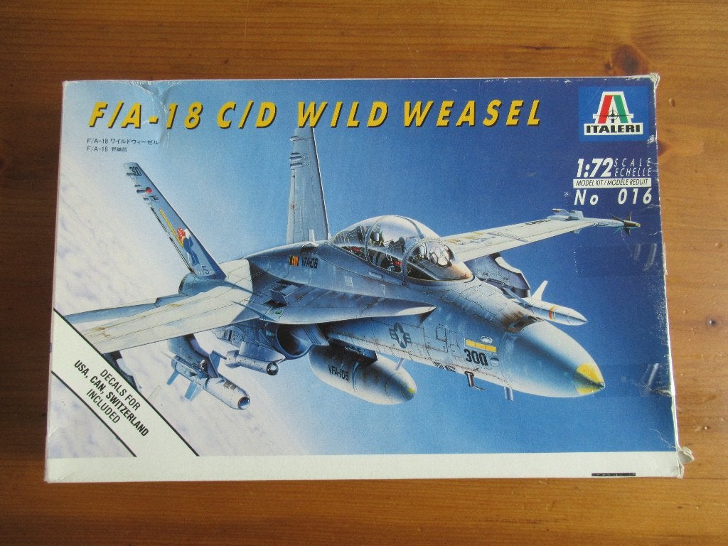 F/A-18 C/D Wild Weasel (Italeri 1/72), 1:72 tot 1:144, Italeri, Ophalen of Verzenden, Zo goed als nieuw