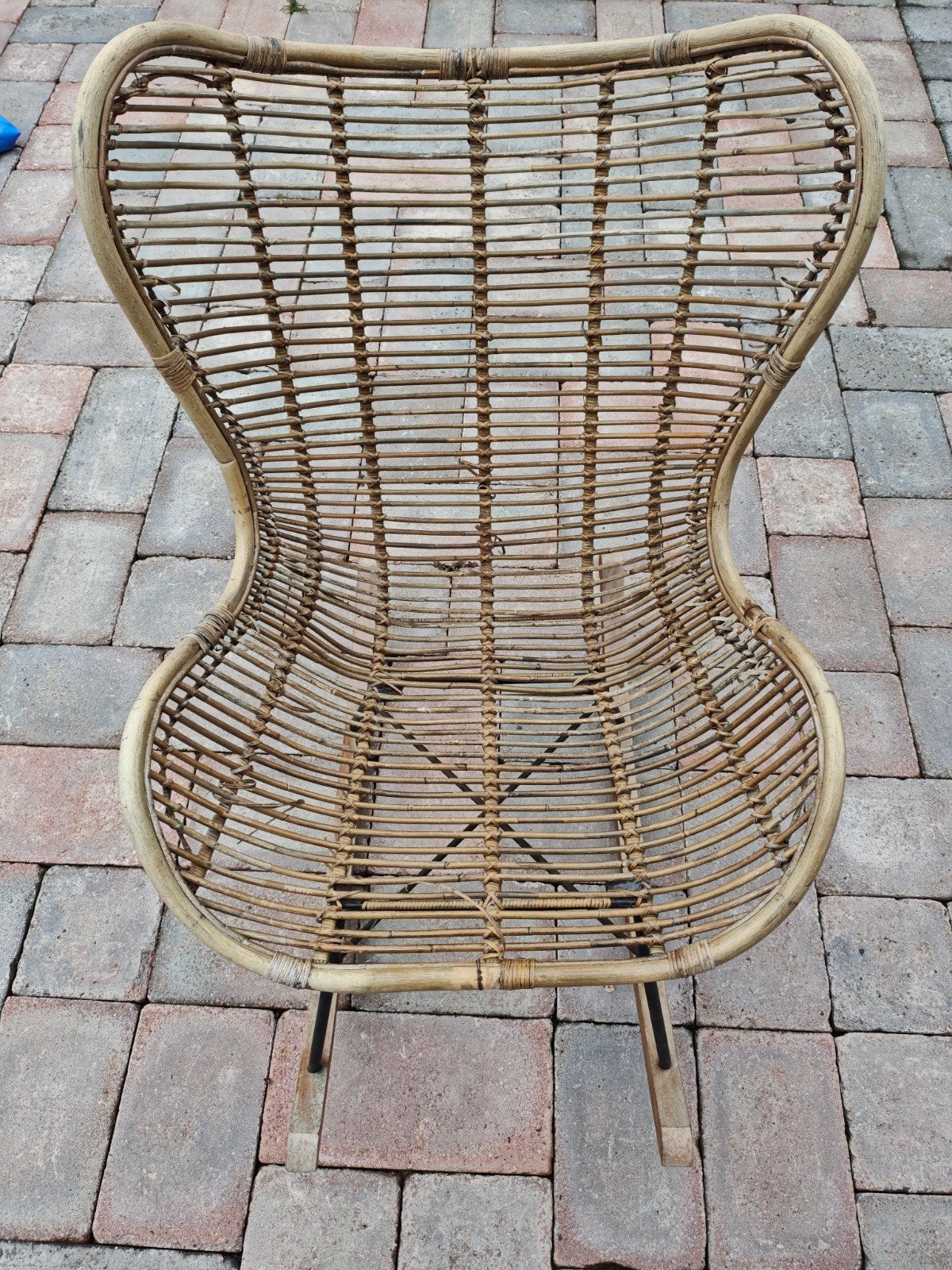 Schommelstoel rotan €10,-, Huis en Inrichting, Stoelen, Ophalen, Gebruikt, Bruin, Eén