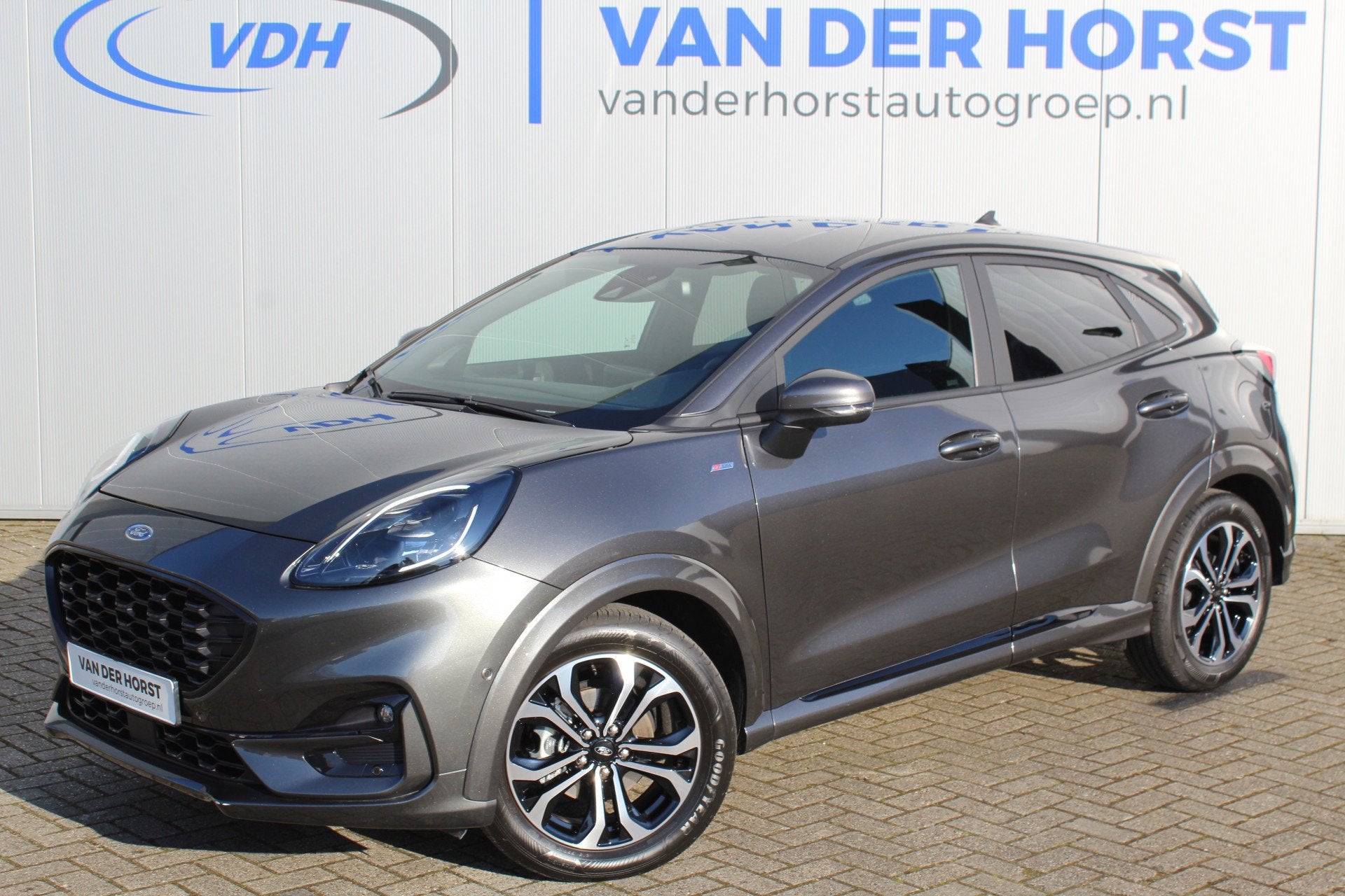 Ford Puma 1.0-125pk EcoBoost Hybrid ST-Line. April 2024 ! Sl, Auto's, Voorwielaandrijving, 12 maanden, Stof, Zwart
