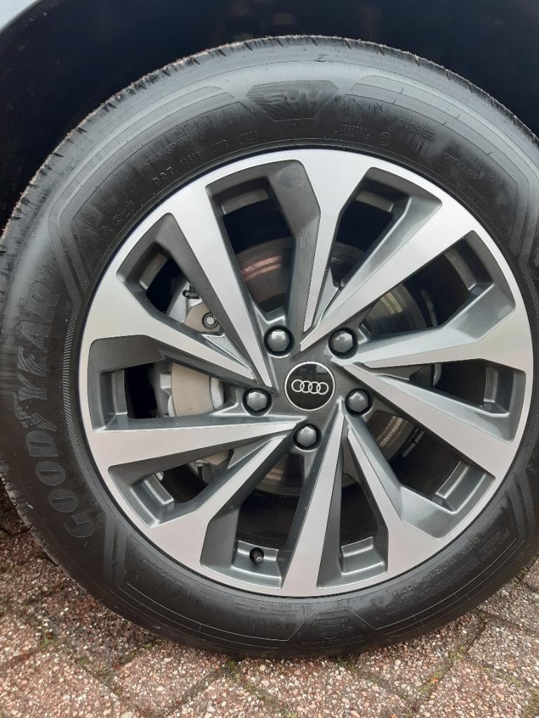 Audi Q6 19 inch z.g.a.n 4x velgen+banden Goodyear Eagle, Auto-onderdelen, Banden en Velgen, 19 inch, Gebruikt, 255 mm, Banden en Velgen