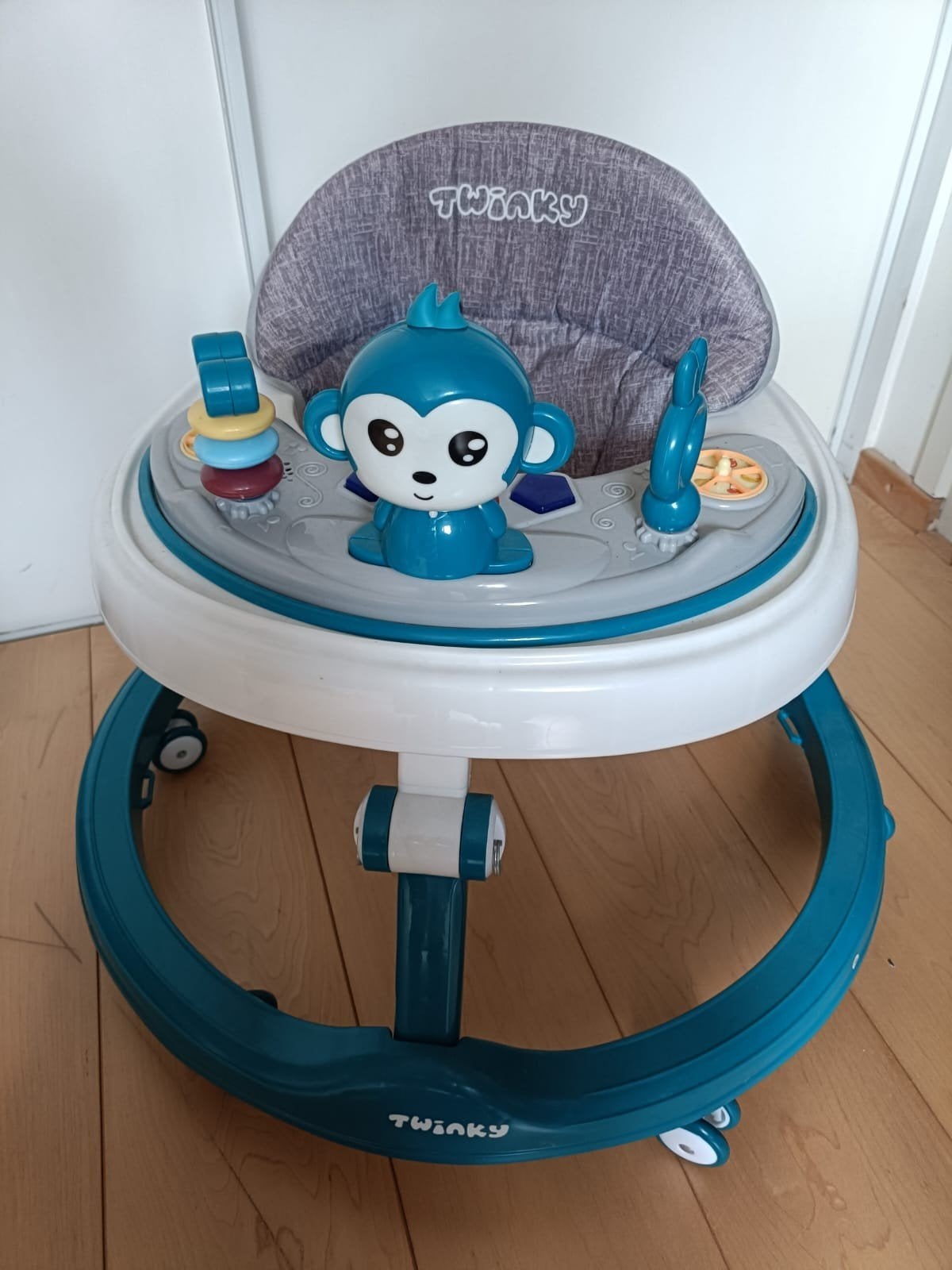 Twinky Babywalker met Speelpaneel en Geluid, Ophalen of Verzenden, Zo goed als nieuw, Overige typen, Met wieltjes