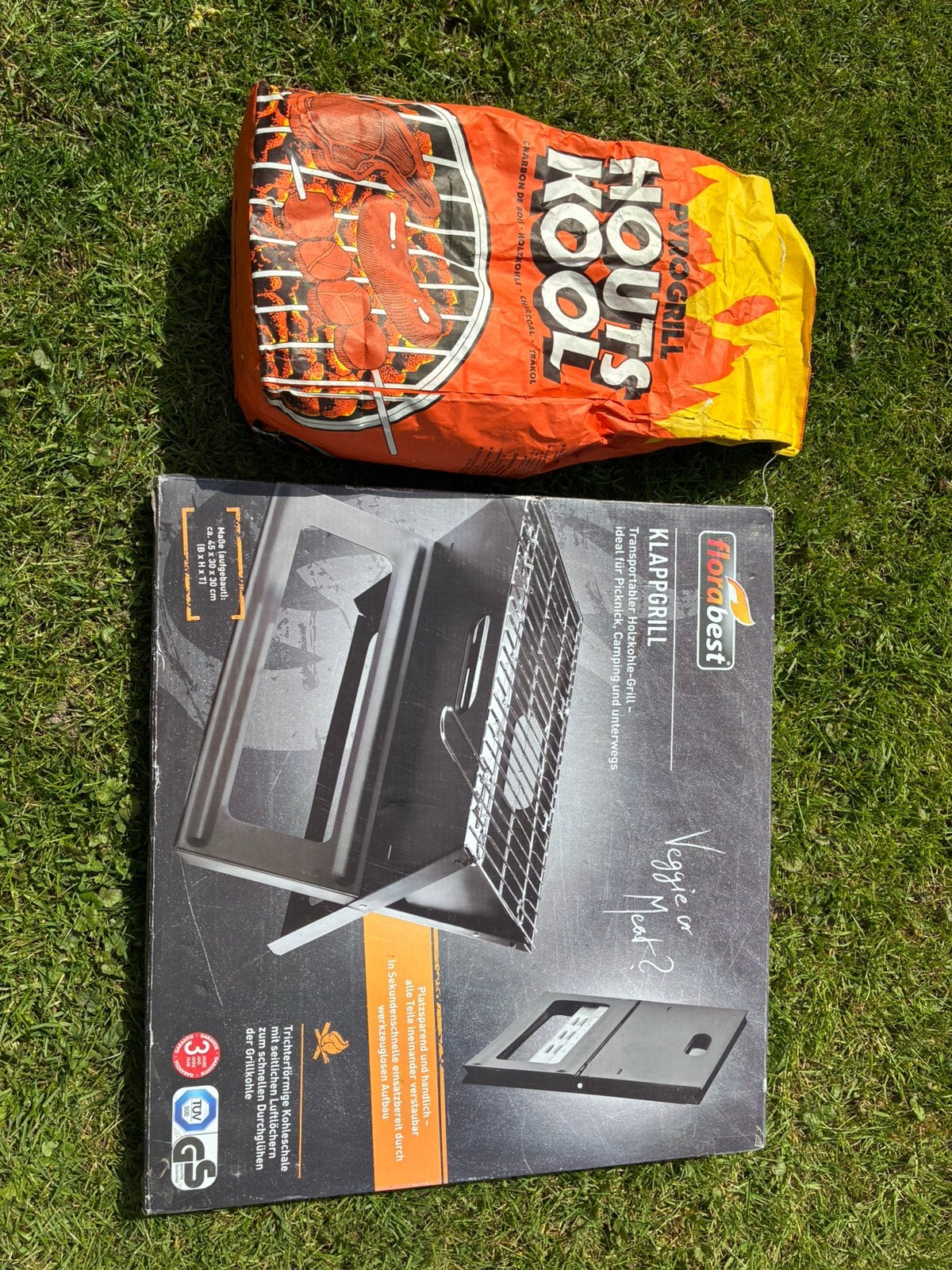 BBQ met zak kolen/ houtkool, Ophalen of Verzenden, Zo goed als nieuw